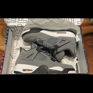 Jordan 4 cool grey